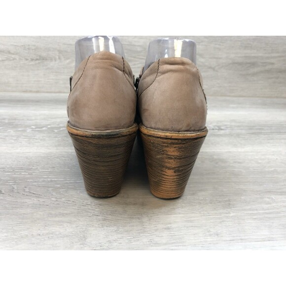 Born Madigan Women's Taupe Genuine Leather Side Zip Block Heel Ankle Boots 9.5 - Picture 3 of 11